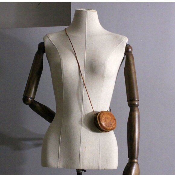 Small Tooled leather purse, floral embossed festival bag, change purse mini - Picture 2 of 9